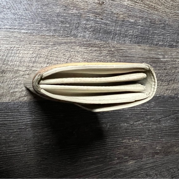 Vintage personalized Louis Vuitton International Wallet 🌸 - Picture 5 of 6